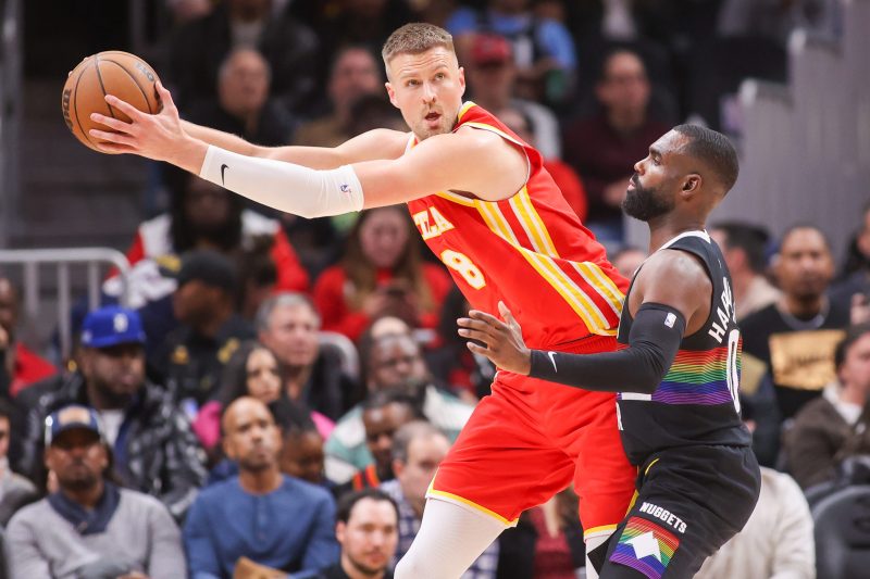 Warriors land Kristaps Porzingis in trade with Hawks: Details
