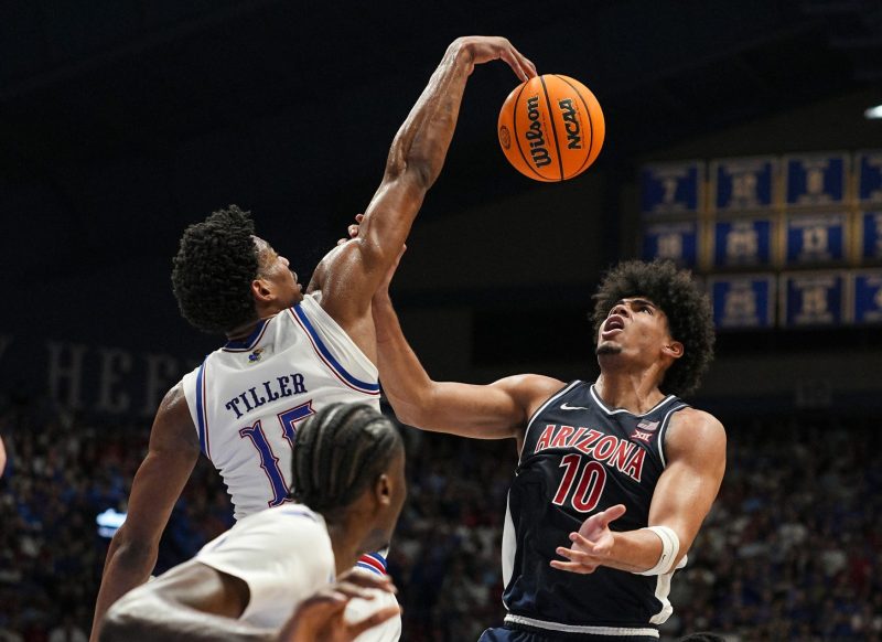 Kansas stuns No. 1 Arizona, hand Wildcats first loss of season
